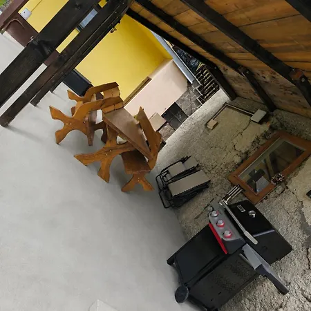 Apartma Devs Apartment *