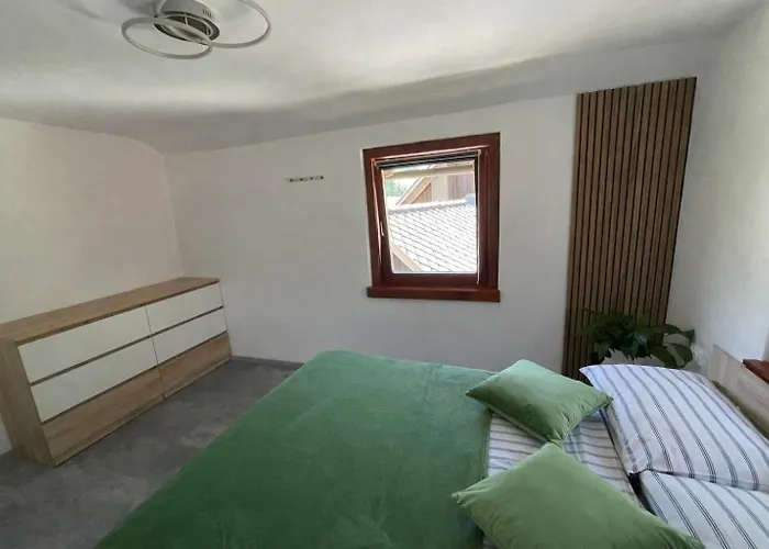 Apartma Devs شقة كْرانْيِسكا غورا